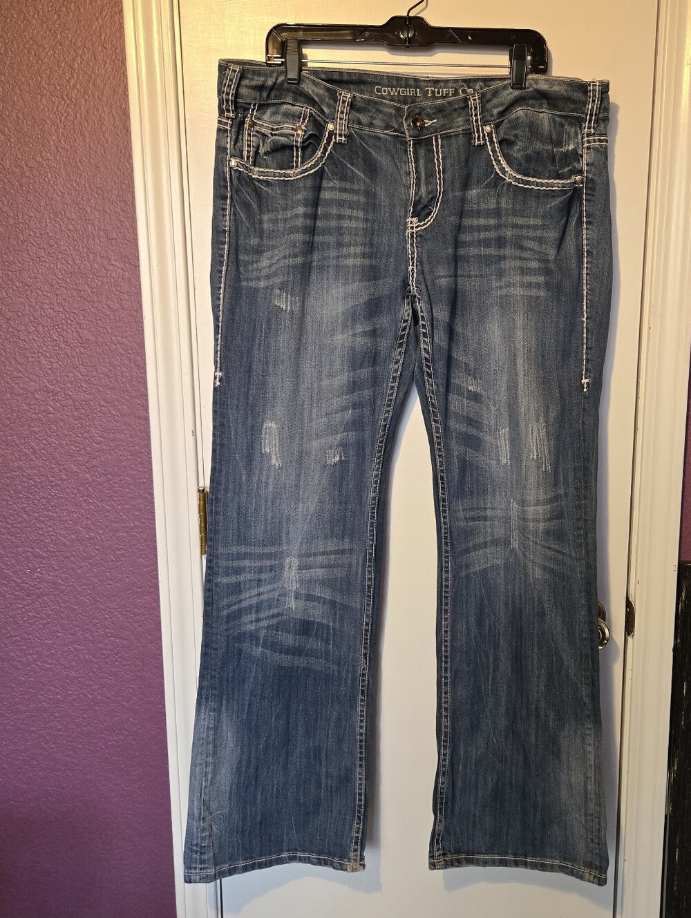 32 /33 Cowgirl Tuff Hippie Bootcut denim jeans